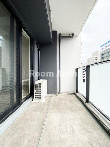 ルーエ池下のバルコニー