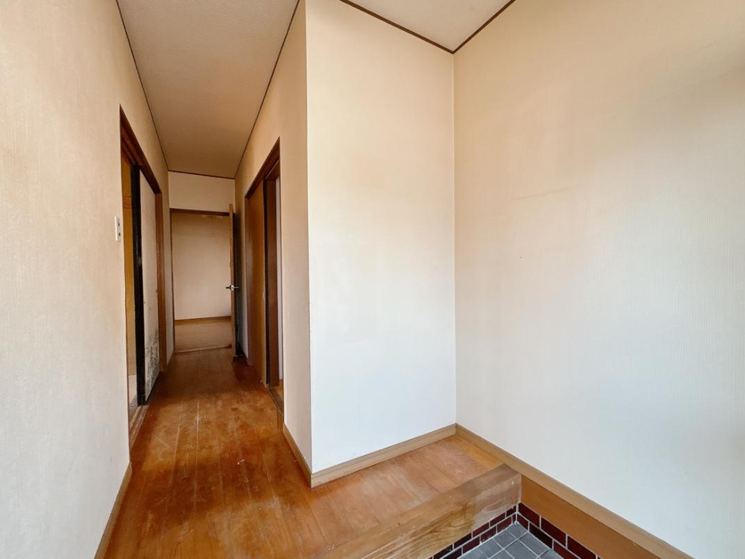 ひたちなか市柳が丘　中古戸建の玄関