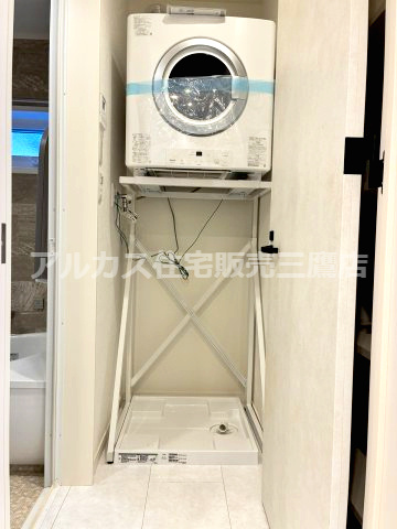 武蔵野市吉祥寺南町４丁目 中央線 吉祥寺駅 新築戸建のランドリースペース