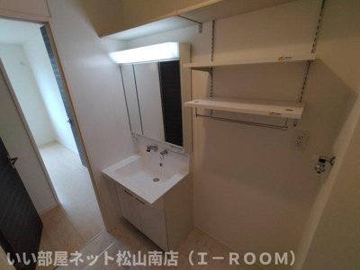 【洗面所】 | ヴォア ベール Ａ棟