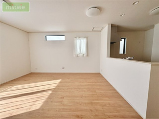 【居間・リビング】 | 塚田駅9分　見学可　北本町2　全4棟　D号棟