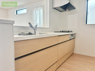 【キッチン】 | 塚田駅9分　見学可　北本町2　全4棟　D号棟