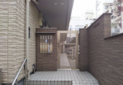 【エントランス】 | CLIFTON HILL