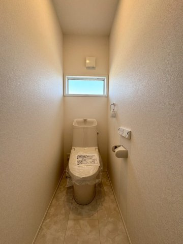SUN COURTーサンコート－小倉南区上貫1丁目【小倉南区　新築戸建て】のトイレ|2階にもトイレ完備♪　【小倉南区　新築戸建て】