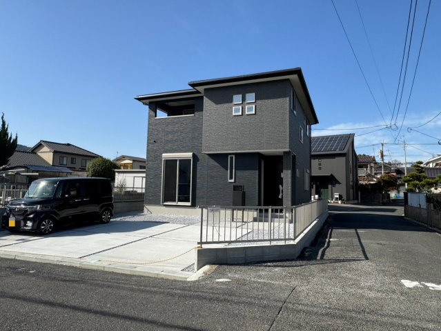 SUN COURTーサンコート－小倉南区上貫1丁目【小倉南区　新築戸建て】の外観|日当たり良好な角地♪【小倉南区　新築戸建て】