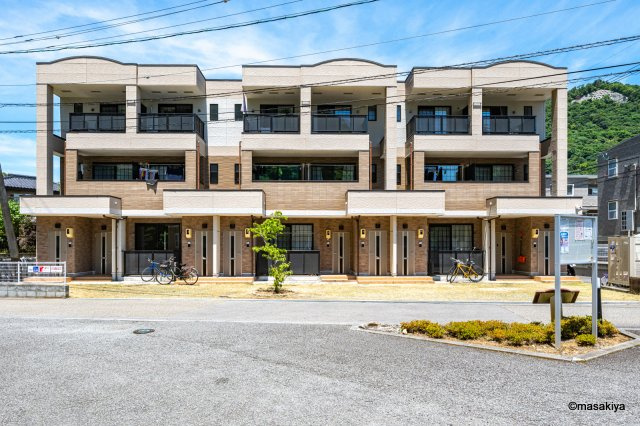 ガーデンハウス朝日山　Dの外観