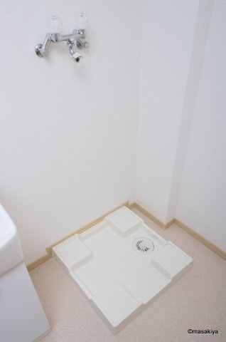 ガーデンハウス朝日山　Dの洗面所