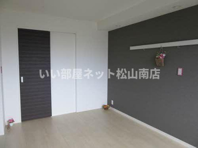 【居間・リビング】 | プレミアス東野