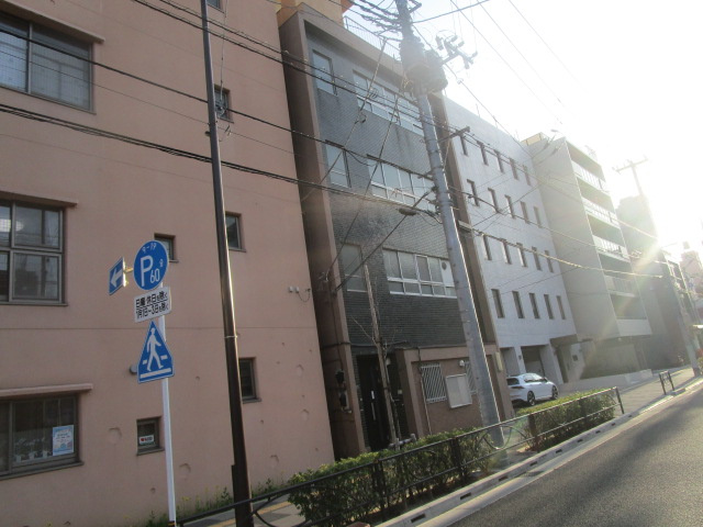 墨田区向島３丁目のビル