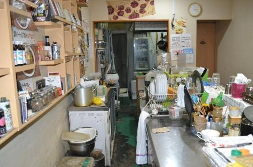 十三東３丁目店舗の内装