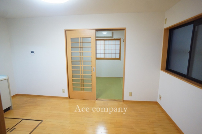 【居間・リビング】 | 東大阪市金岡2丁目 | 【DK：約7.5帖】