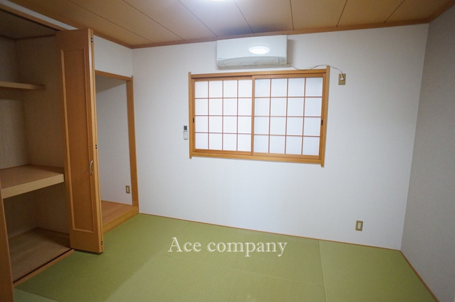 【内装】 | 東大阪市金岡2丁目 | 【1階：和室約6帖】収納完備です♪