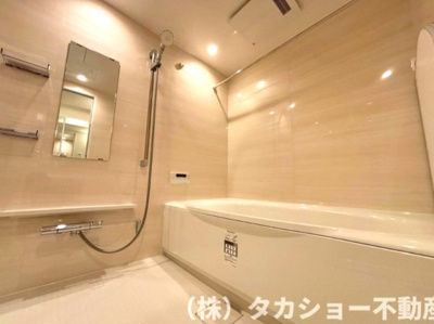 【浴室】 | ベイマークスクエアシティコートタワー | 日々の暮らしに欠かせないお風呂です