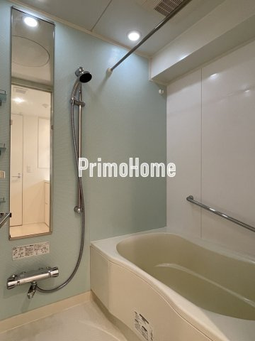 ドゥーエ日本橋浜町の浴室