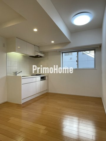 ドゥーエ日本橋浜町の居間・リビング