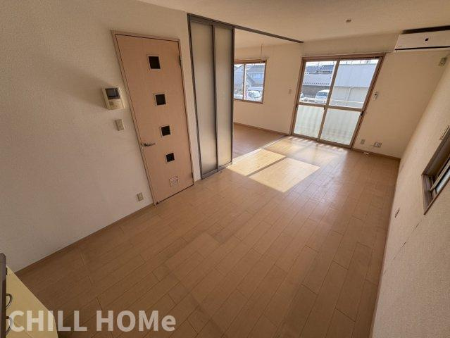 ジュネスなかじま　Ｆの居間・リビング|他社様掲載物件もまとめてご紹介、ご案内可能です(^^)/