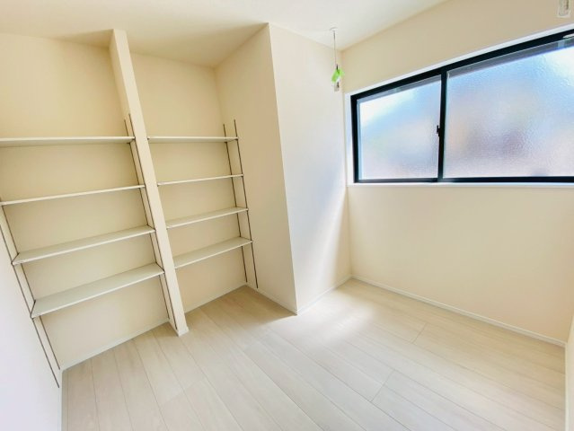 リーブルガーデン／東区榎町第六／３号棟の収納