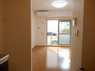 【居間・リビング】 | グランソレイユ | おしゃれなリビングです