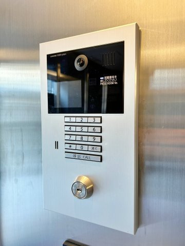 ルーエ池下のエントランス