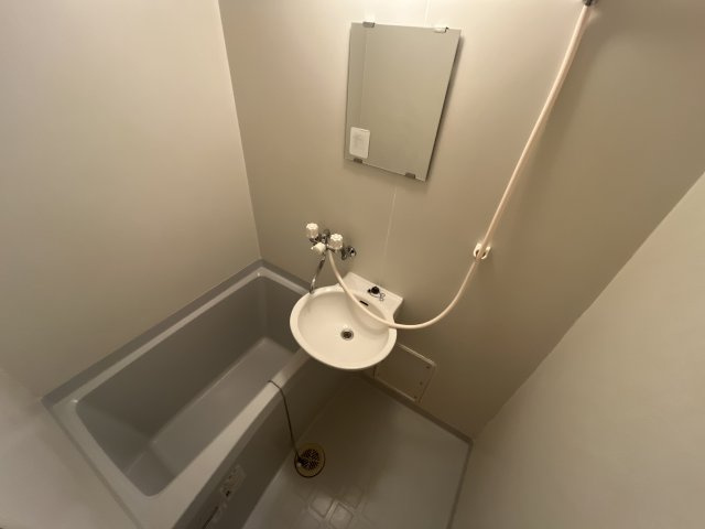 レナアバンスの浴室