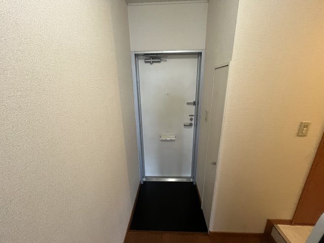 レナアバンスの玄関