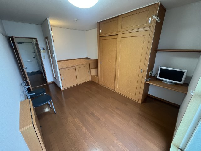 レナアバンスの洋室