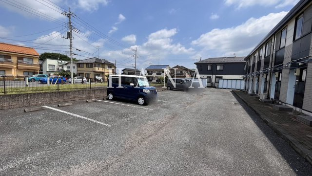 リンドウの駐車場