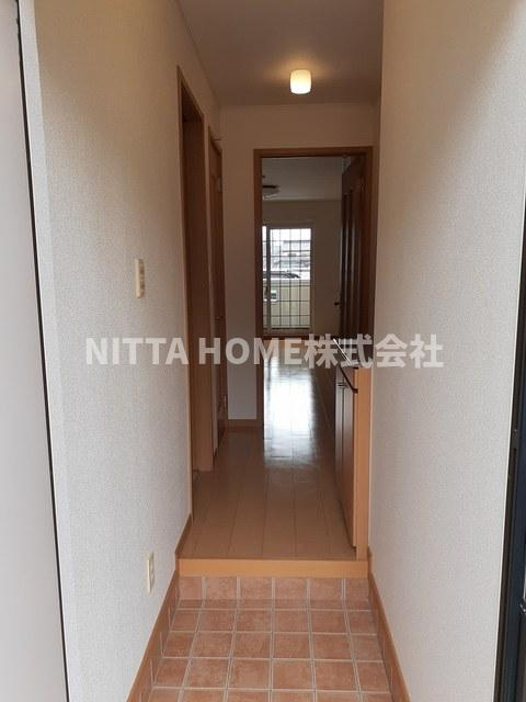 アイビーフラットＡの玄関|十分なスペースの玄関です◆