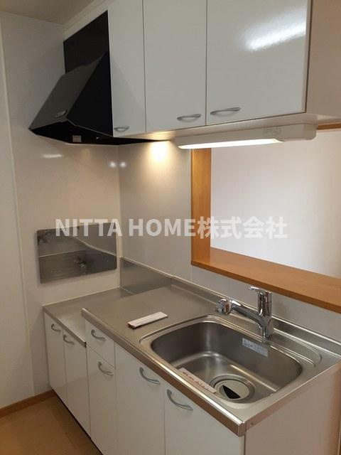 アイビーフラットＡのキッチン|キッチンは人気の対面型キッチンです★