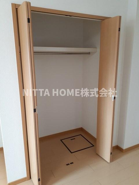 アイビーフラットＡの収納|大きなクローゼットもありますよ●