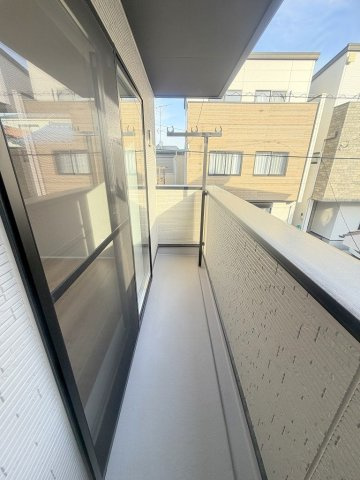 三郷市寄巻　新築戸建　全1棟のバルコニー|2階の南向きバルコニー
