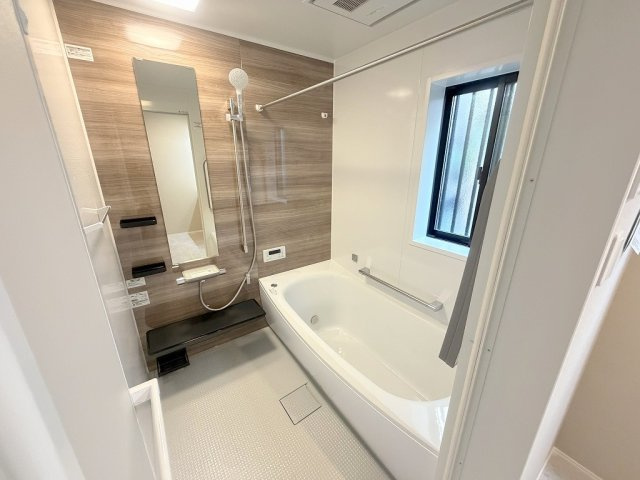 三郷市寄巻　新築戸建　全1棟の浴室|追焚・浴室乾燥機が付いた快適なお風呂