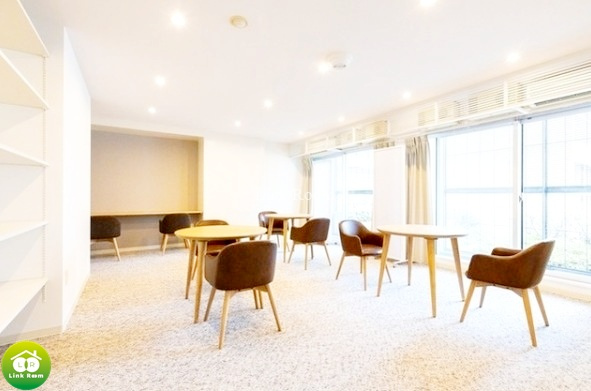 東雲キャナルコートCODAN 11号棟のロビー