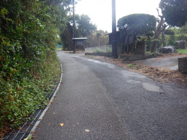 波左間の前面道路含む現地写真