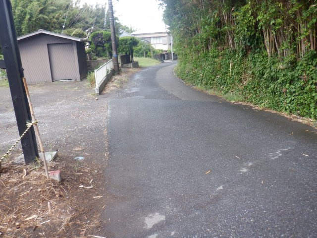 波左間の前面道路含む現地写真