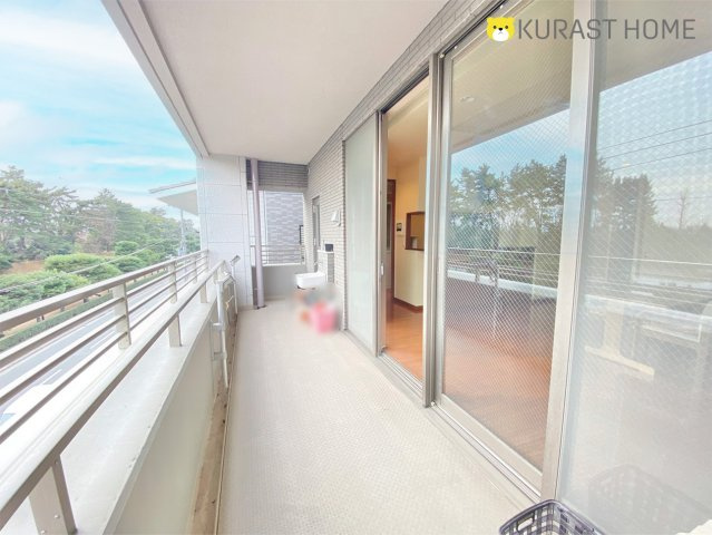 グラン・ブルー二条城北　4階のバルコニー