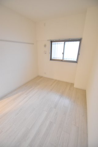 大阪市都島区東野田町５丁目の賃貸マンションの寝室