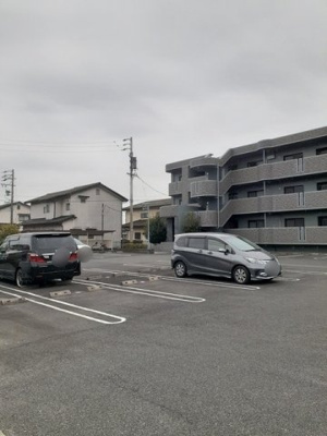 【駐車場】 | ロジュマンエス