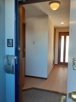 【玄関】 | ロジュマンエス