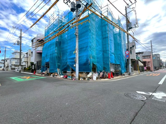 中野区江古田１丁目　新築一戸建　都営大江戸線　新江古田の前面道路含む現地写真