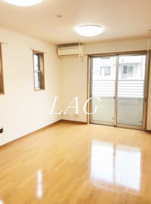 【居間・リビング】 | グリーンフォレストⅡ | 洋室のお部屋です。