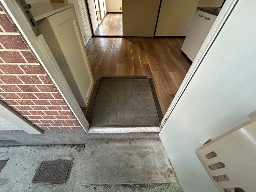 アンジェラスの玄関