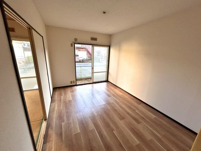 アンジェラスの居間・リビング