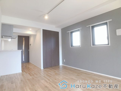 【居間・リビング】 | COZY豊岡通【名古屋市賃貸・収納充実】