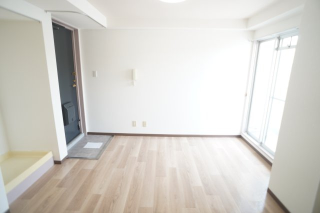 シティパレス富雄南の居間・リビング