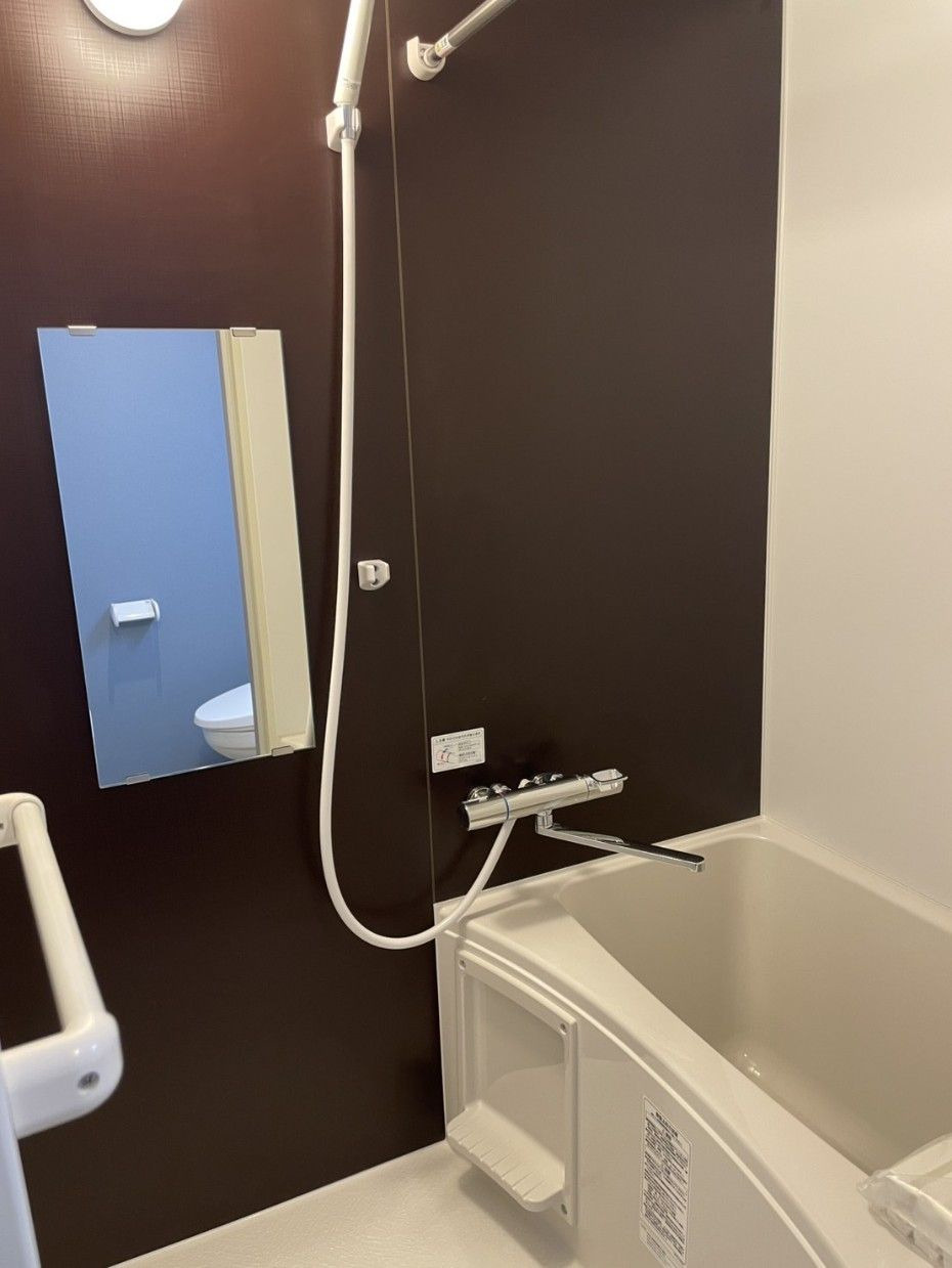 メゾンミルフィーユ折立の浴室