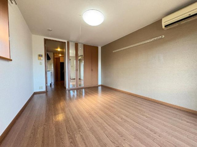 【内装】 | エトワール | 洋室