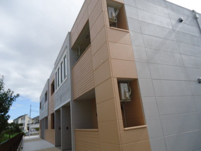 【外観】 | トゥルーハート・ナカツ | 外観写真（昼）