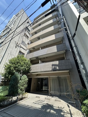 CHEZ CLARAの外観