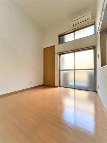 メゾン・ド・リュクスの居間・リビング